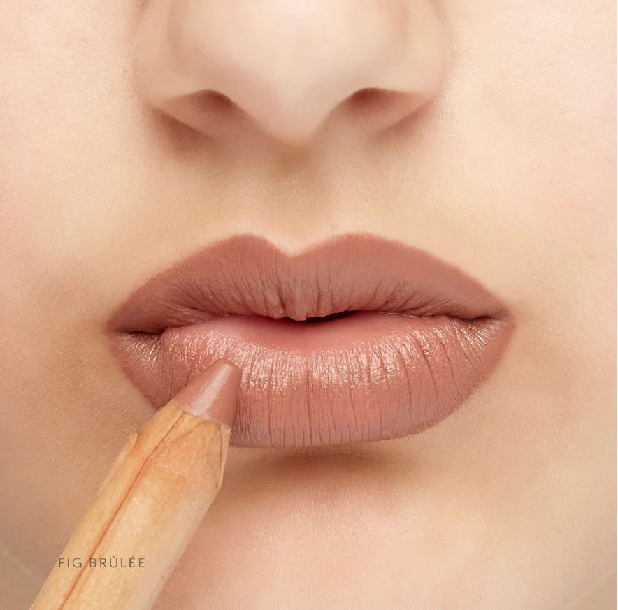 Lip colour close up of the Natural Lipstick Crayon by Lük Beautifood