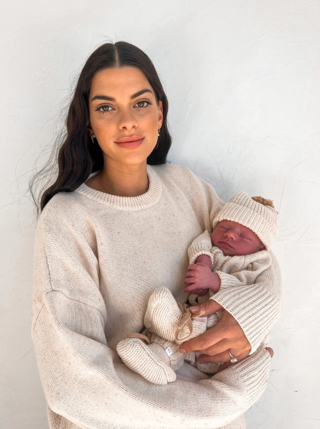 Person wearing the Adults Jumper Biscotti Fleck by Ziggy Lou