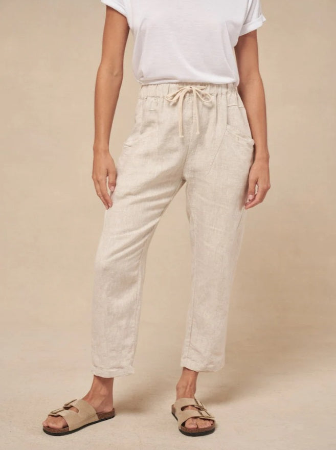Model wears the Natural Luxe Linen Pants by Little Lies