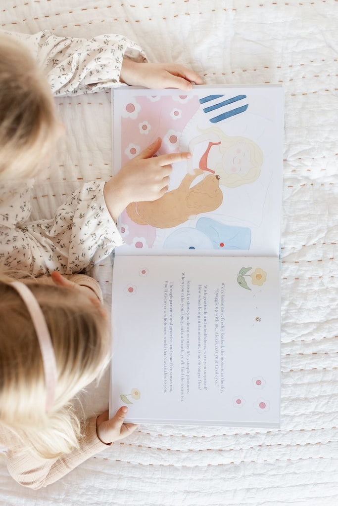 Inside pages of the Charlie's Mindful Adventures by the Sea by Mindful & Co
